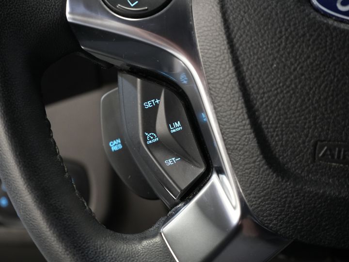 Ford Transit Connect Van 1.5 TDCI 100 KM L2 Imperial/ Mocowanie/ Hak holowniczy/ Rejs/ PDC/ Klimatyzacja