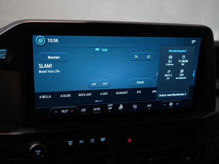 Ford Transit Custom Bestelbus 320 2.0 TDCI 135 pk L2 Trend LED/ 2.8t Trekverm./ Carplay/ Climate/ Cruise/ Camera/ PDC