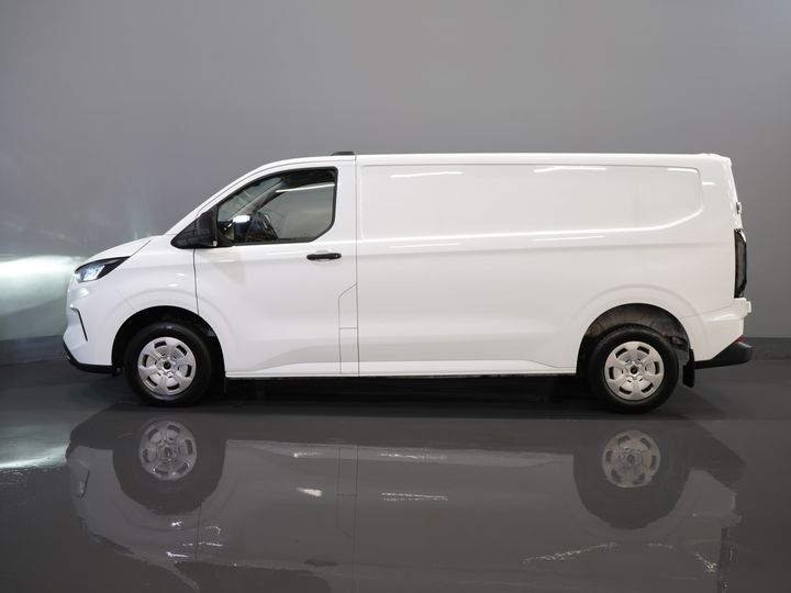 Ford Transit Custom Bestelbus 320 2.0 TDCI 135 pk L2 Trend LED/ 2.8t Trekverm./ Carplay/ Climate/ Cruise/ Camera/ PDC