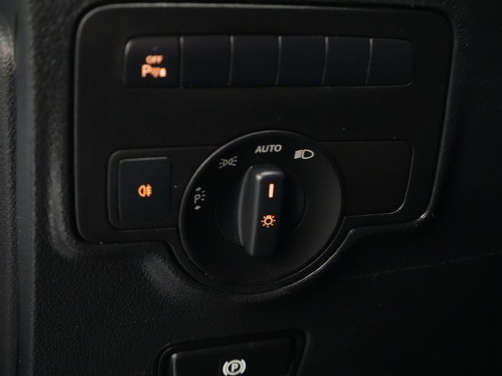Mercedes-Benz Vito Van 119 CDI Aut. L2 EXPORT ONLY LED/ Stand heater/ Seat heating/ Navi/ PDC/ Camera/ Towing hook