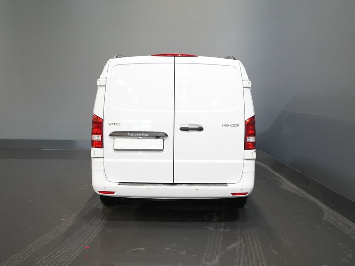 Mercedes-Benz Vito Van 119 CDI Aut. L2 EXPORT ONLY LED/ Stand heater/ Seat heating/ Navi/ PDC/ Camera/ Towing hook