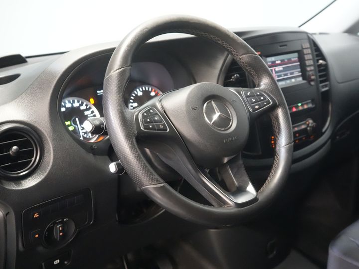 Mercedes-Benz Vito Van 119 CDI Aut. L2 EXPORT ONLY LED/ Stand heater/ Seat heating/ Navi/ PDC/ Camera/ Towing hook