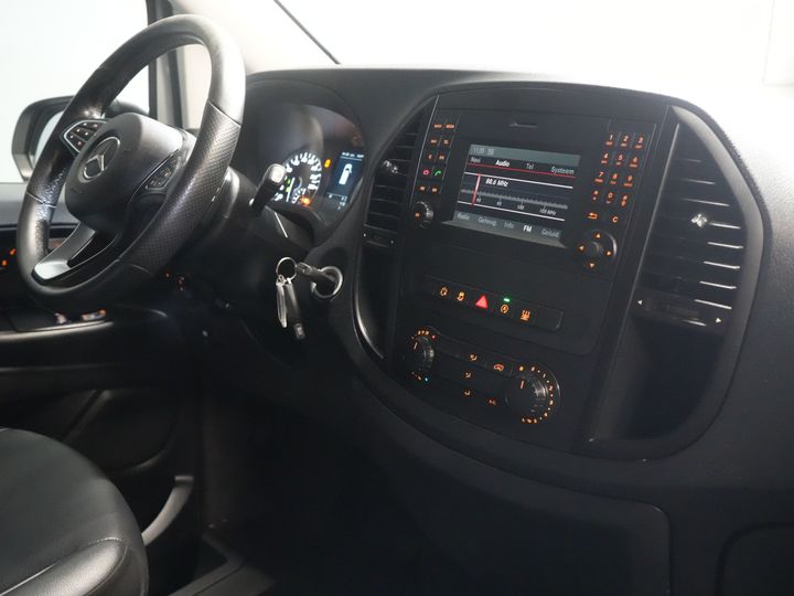Mercedes-Benz Vito Van 119 CDI Aut. L2 EXPORT ONLY LED/ Stand heater/ Seat heating/ Navi/ PDC/ Camera/ Towing hook