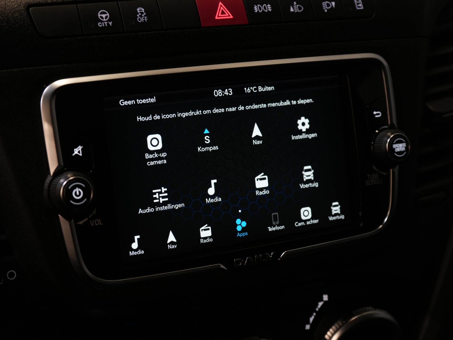 Iveco Daily Bakwagen 35S18HV 3.0 Aut. ZF BPM FREE! Box truck tailgate/ Side door/ LED/ Spoiler/ 3.5T towing capacity/ Gev.Seats/ Adapt.Cruise/ Navi/ Carplay/ 