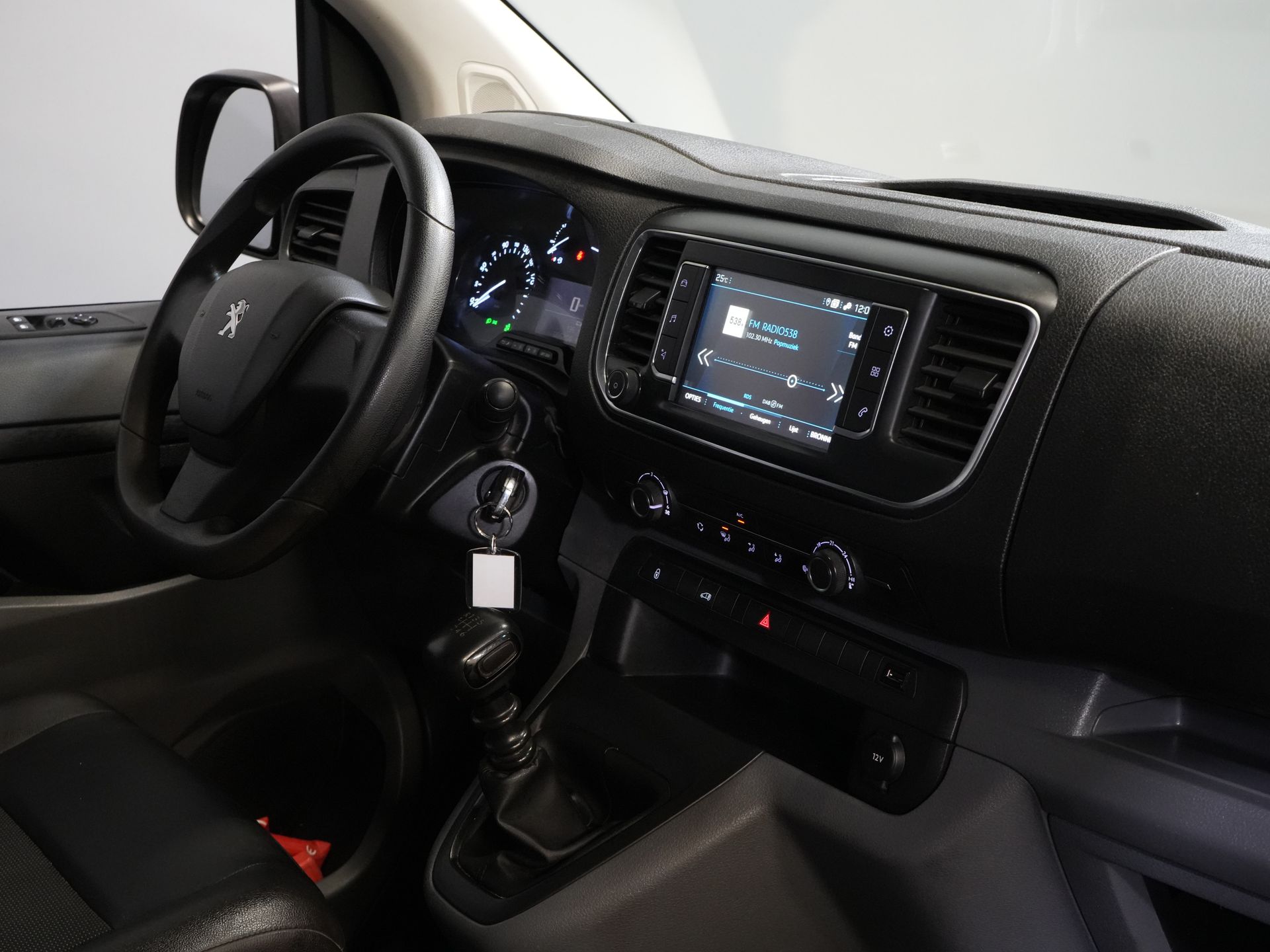 Peugeot Expert Van 2.0 HDI 145 ch L3 Carplay/ Airco/ Navi/ Cruise/ Camera/ PDC/