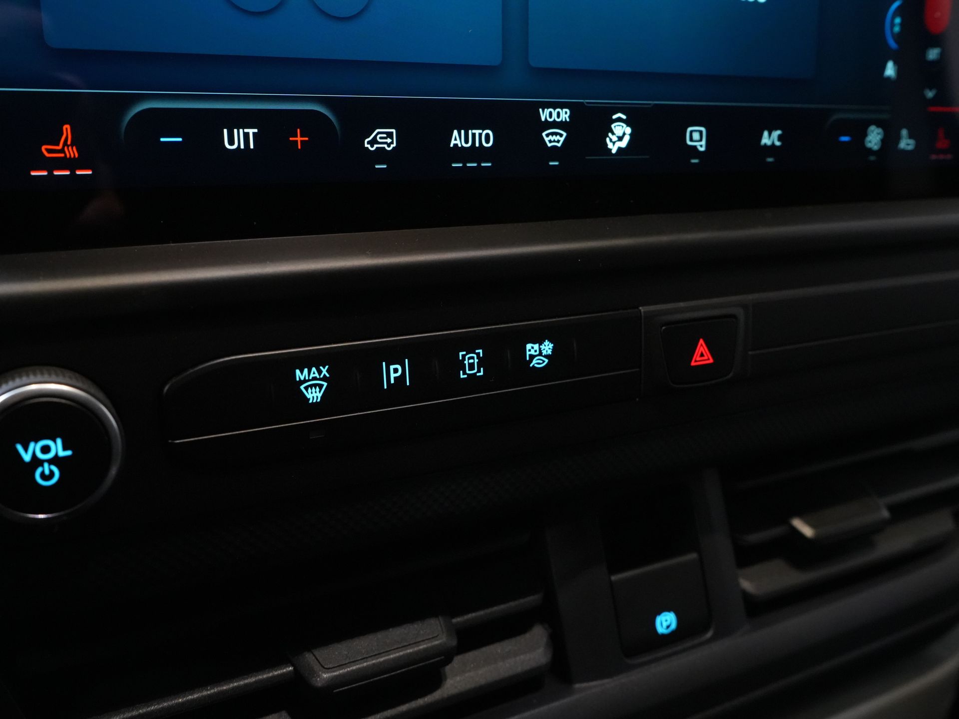Ford E-Transit Custom Van 320 Trend 65 kWh 328 km WLTP LED/ Szybka ładowarka/ Ogrzewanie postojowe/ Ogrzewanie siedzeń/ Carplay/ Klimatyzacja/ Kamera/ PDC/ Tempomat