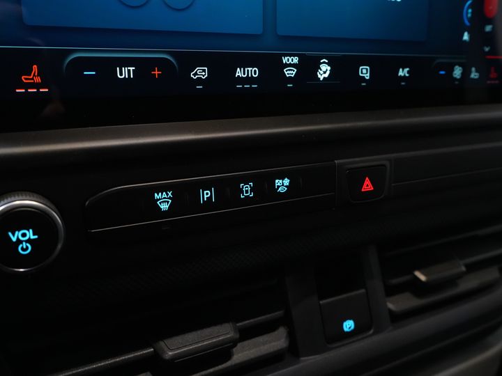 Ford E-Transit Custom Van 320 Trend 65 kWh 328 km WLTP LED/ Szybka ładowarka/ Ogrzewanie postojowe/ Ogrzewanie siedzeń/ Carplay/ Klimatyzacja/ Kamera/ PDC/ Tempomat