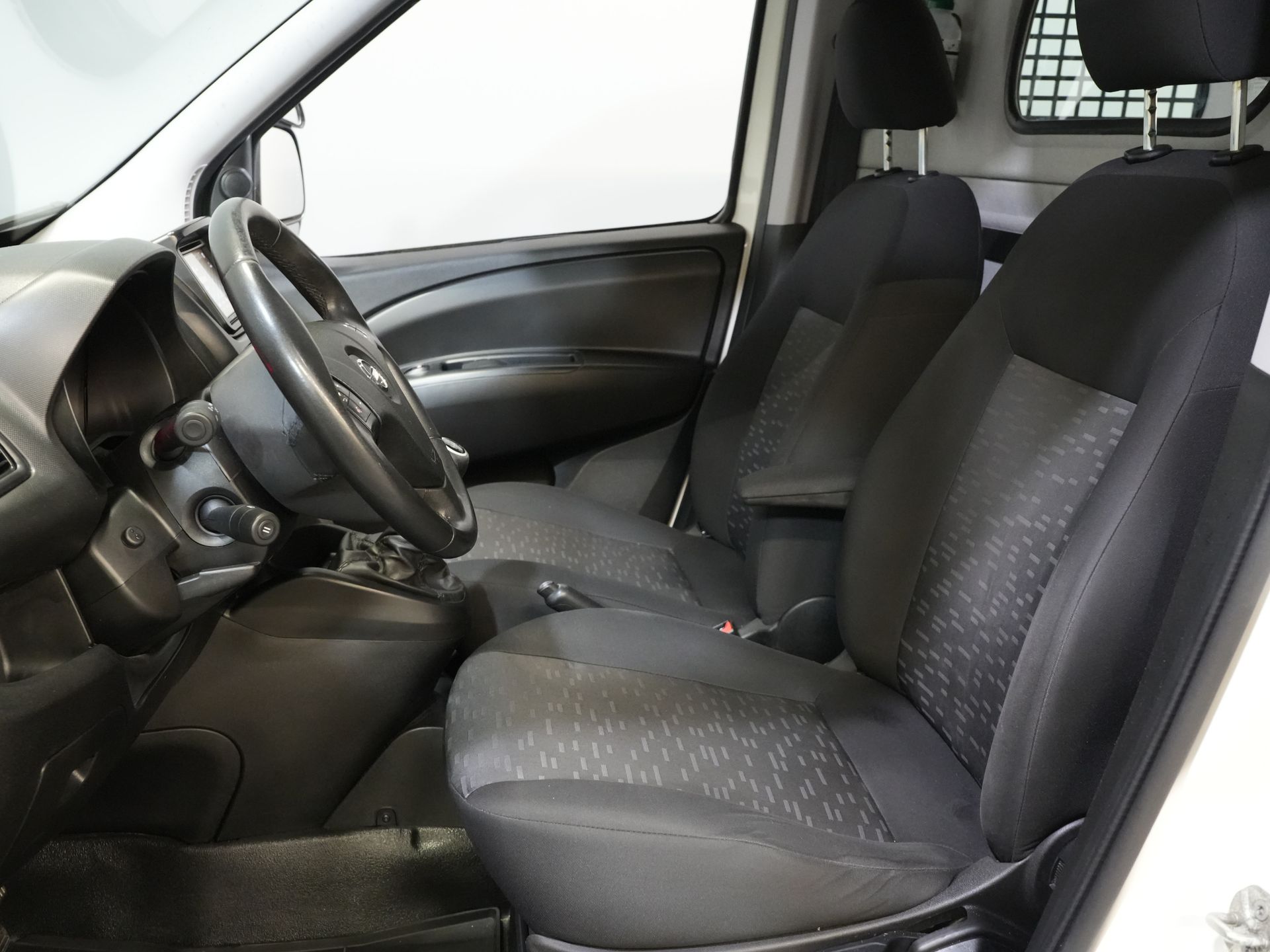 Vauxhall Combo Van 1.3 CDTi L2 BPM GRATIS! BOTT/ Interno/ E6/ Airco/ Crociera/ PDC/ LMV