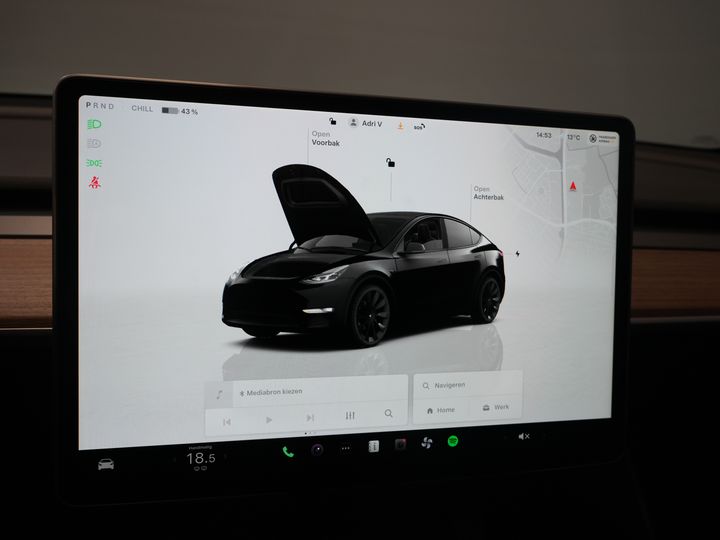 Tesla Model Y SUV 455 Km WLTP (DEMO) Adapt.Cruise/ Pano/ Elek.Sitze/ Mem.Sitz/ Elek.Klappe/ Sitzheizung/ Navi/ 360 Kamera/ Klima/ 20” LMV