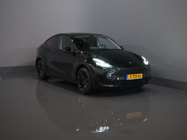 Tesla Model Y SUV 455 Km WLTP (DEMO) Adapt.Cruise/ Pano/ Elek.Sitze/ Mem.Sitz/ Elek.Klappe/ Sitzheizung/ Navi/ 360 Kamera/ Klima/ 20” LMV