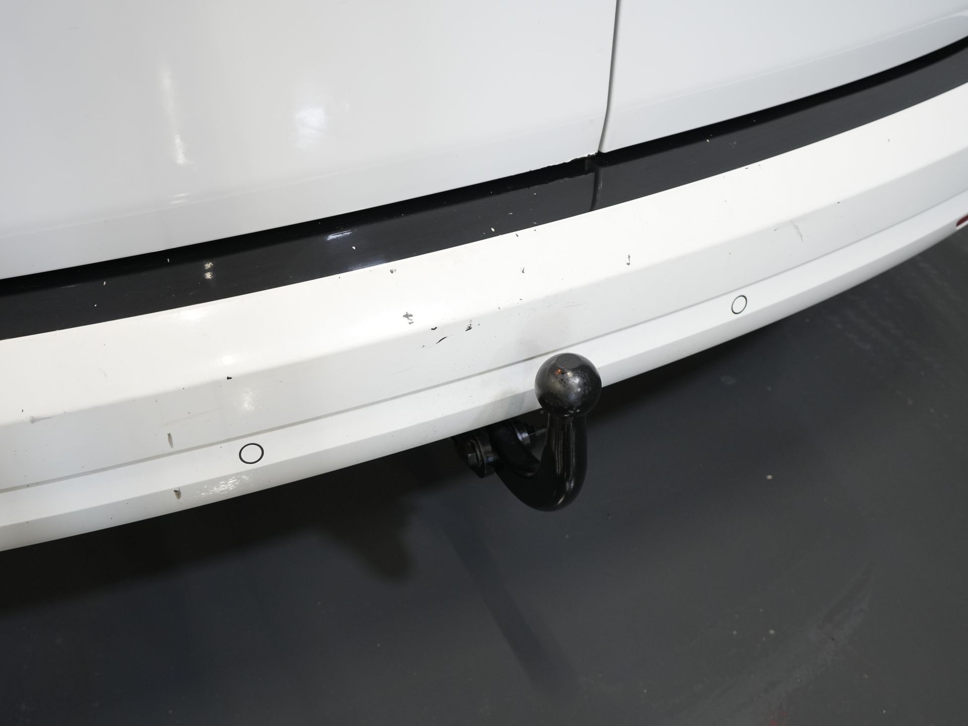 Volkswagen Caddy Bestelbus 2.0 TDI 100 pk DSG Aut. BPM VRIJ! Edition 35 Carplay/ Stoelverw./ Standkachel/ Cruise/ Airco/ PDC/ LMV/ Dakdragers/ Trekhaak/ In