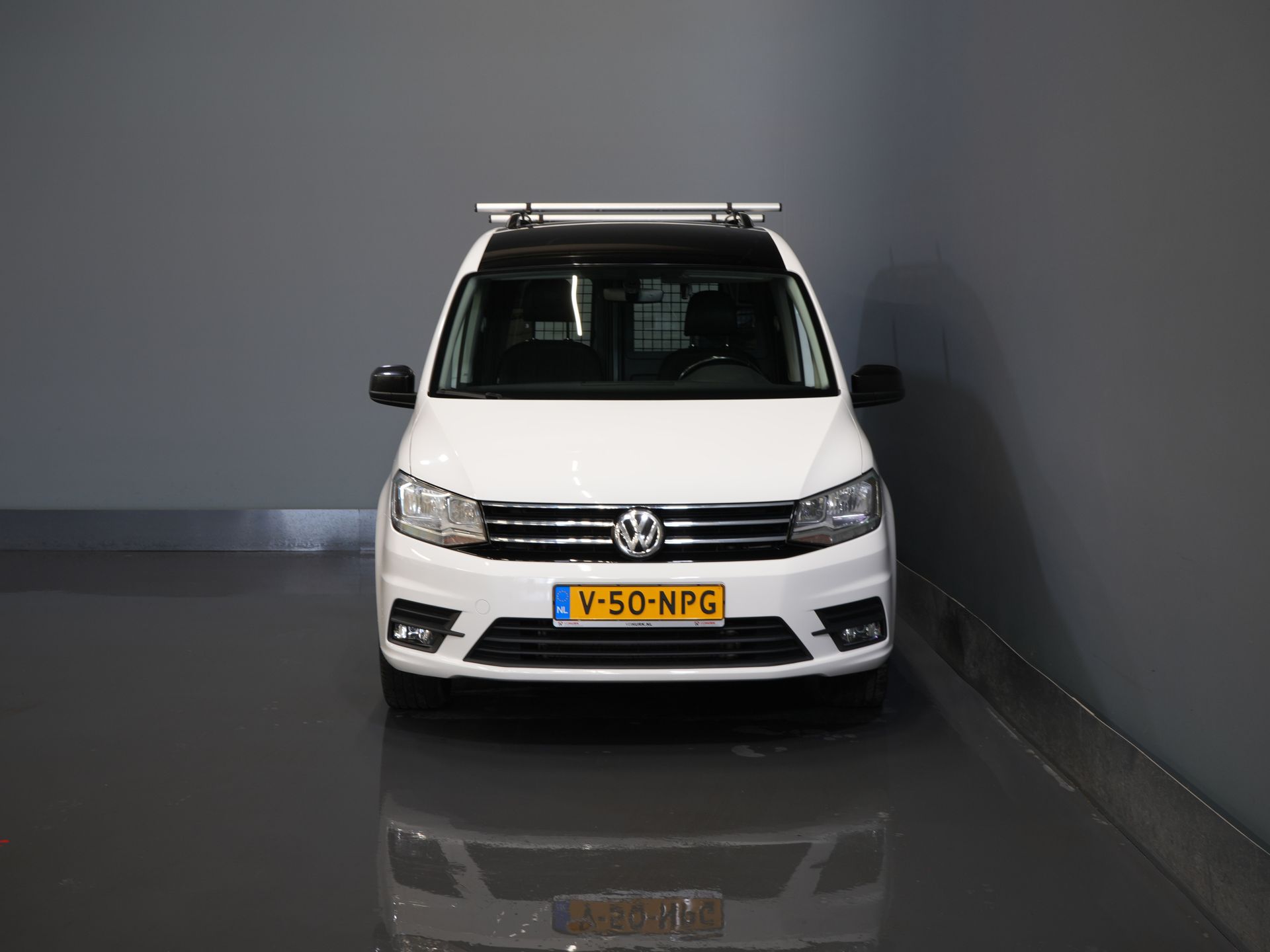 Volkswagen Caddy Bestelbus 2.0 TDI 100 pk DSG Aut. BPM VRIJ! Edition 35 Carplay/ Stoelverw./ Standkachel/ Cruise/ Airco/ PDC/ LMV/ Dakdragers/ Trekhaak/ In