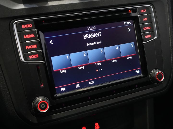 Volkswagen Caddy Van 2.0 TDI 100 ch DSG Aut. BPM FREE ! Edition 35 Carplay/ Seatverw./Chauffage au sol/ Cruise/ Airco/ PDC/ LMV/ Porte-bagages/ Barre de remorquage/ In