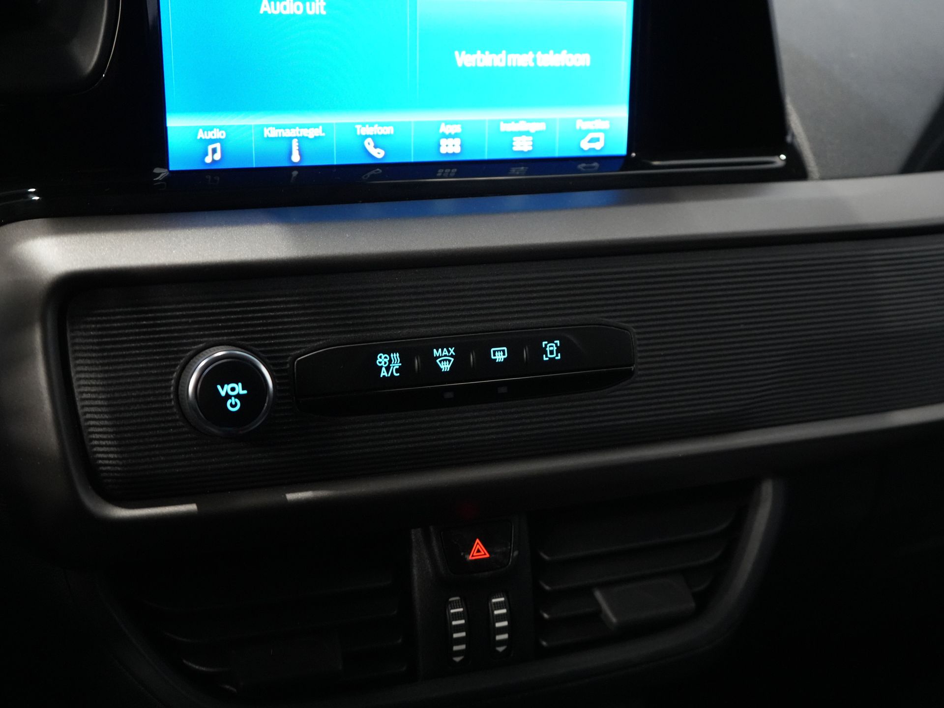 Ford Transit Courier Bestelbus 1.0 Trend 100 pk BENZINE BPM VRIJ! Garantie 05-2029/ Carplay/ Virtual Cockpit/ Airco/ Cruise