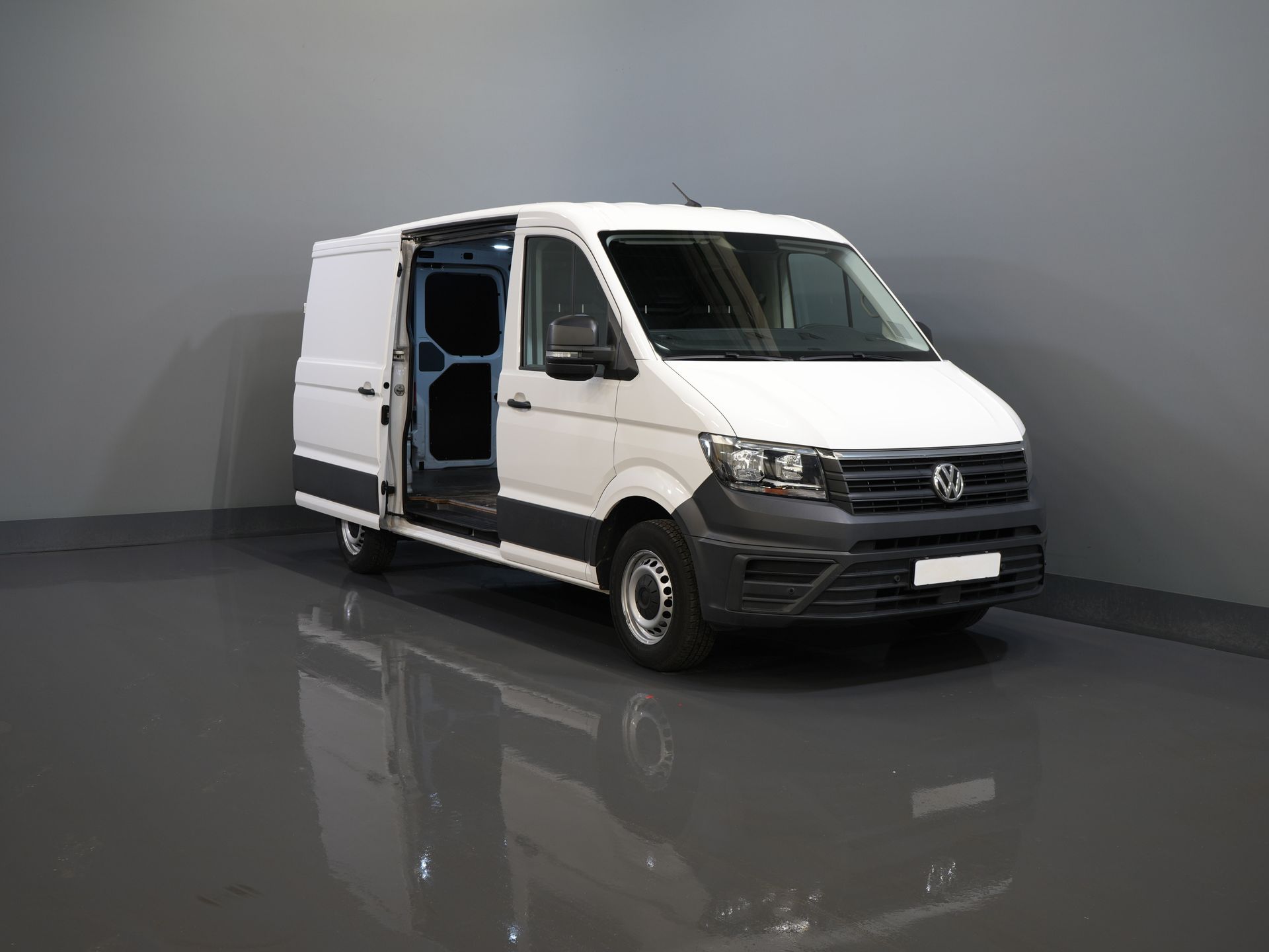 Volkswagen Crafter Bestelbus 35 2.0 TDI L3H2 BPM VRIJ! Airco/ PDC/ Bluetooth/ Betimmering