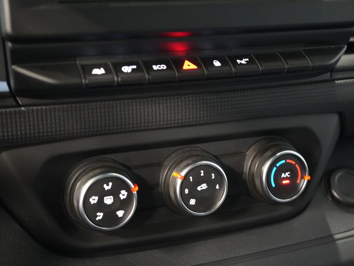 Renault Trafic Bestelbus 2.0 dCi BPM VRIJ! Ready2Go LED/ NL Auto/ PDC/ Cruise/ Trekhaak/ Airco