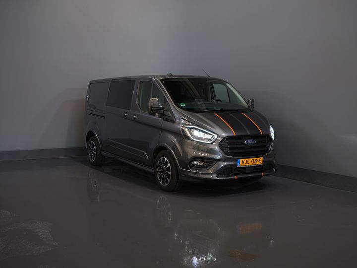 Ford Transit Custom Van 2.0 TDCI 185 CP L2 Sport DC Double Cab/ NL Car/ Bi-Xenon/ 2xSliding Door/ 2.8t Towing Muffler/ Carplay/ Stoelverw./ Airco/ Navi/ Cr