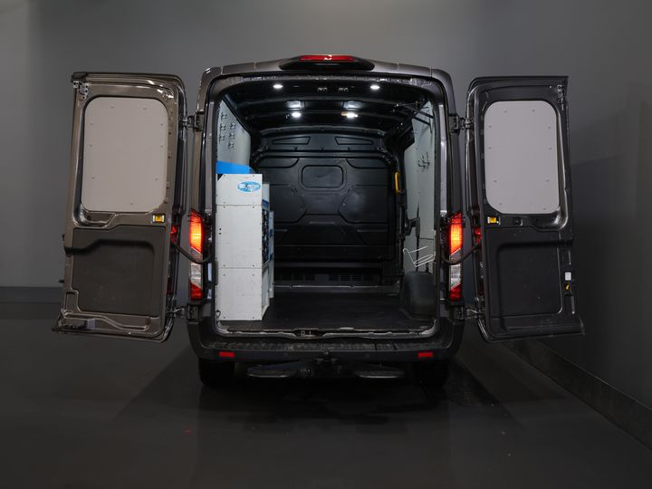 Ford Transit Bestelbus 350 2.0 TDCI 170 pk Aut. L2H2 18