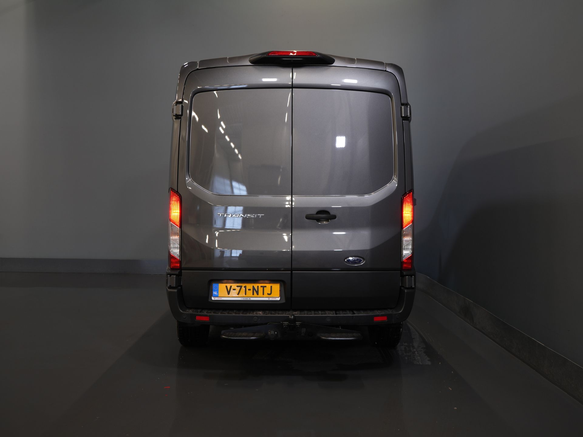 Ford Transit Bestelbus 350 2.0 TDCI 170 pk Aut. L2H2 18