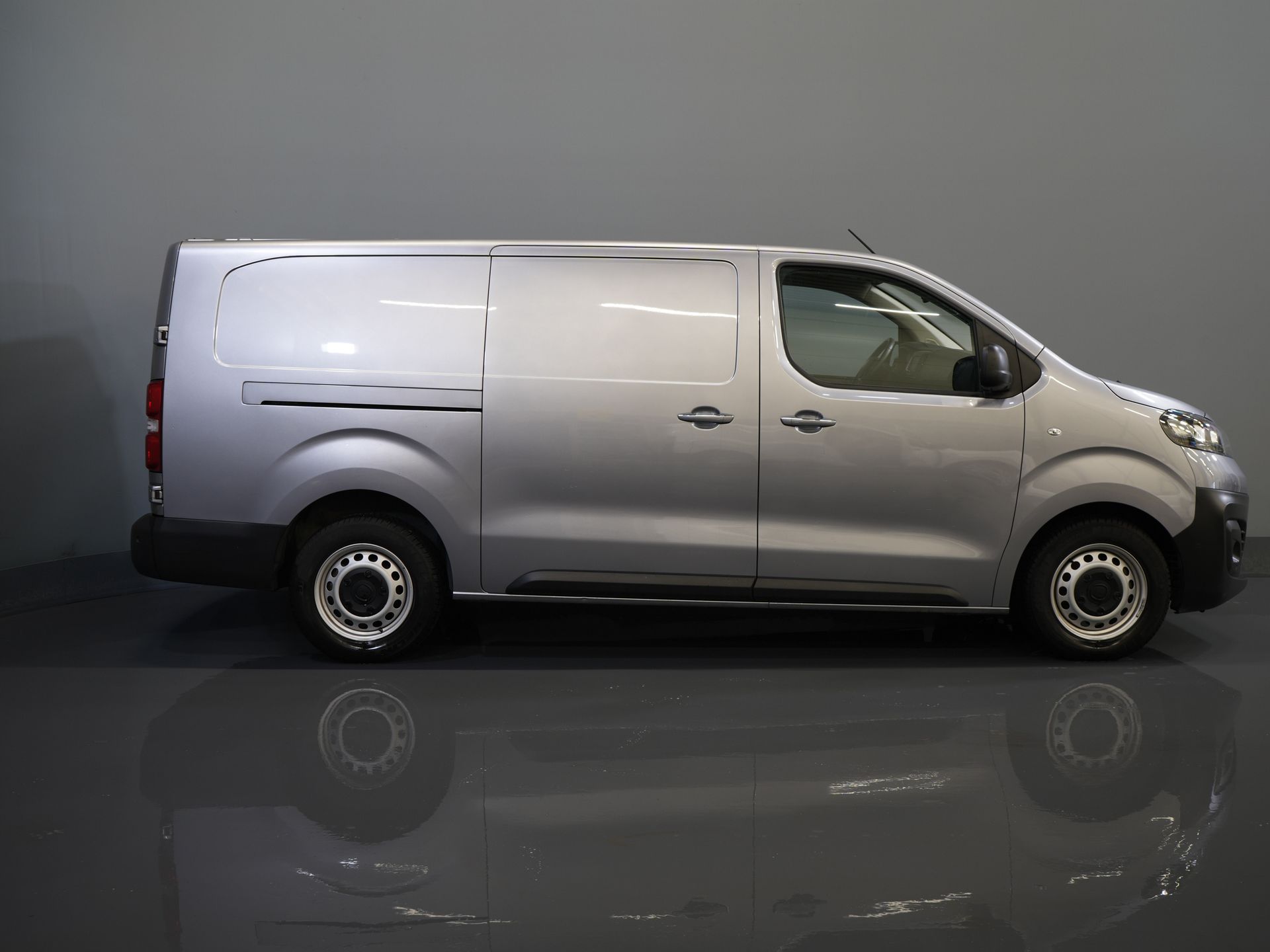Fiat Scudo Bestelbus 2.0 MJ 145 pk L3 BPM VRIJ! Adapt.Cruise/ Climate/ Keyless/ Carplay/ Camera/ PDC