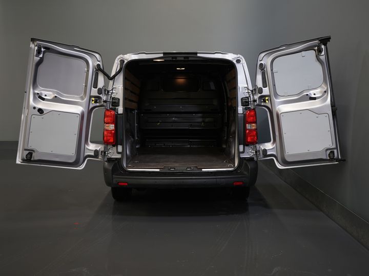 Fiat Scudo Bestelbus 2.0 MJ 145 pk L3 BPM VRIJ! Adapt.Cruise/ Climate/ Keyless/ Carplay/ Camera/ PDC