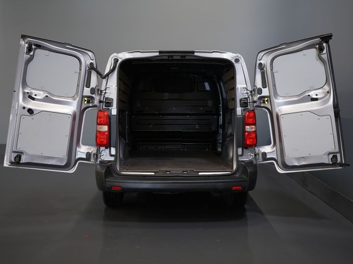 Fiat Scudo Bestelbus 2.0 MJ 145 pk L3 BPM VRIJ! Adapt.Cruise/ Climate/ Keyless/ Carplay/ Camera/ PDC