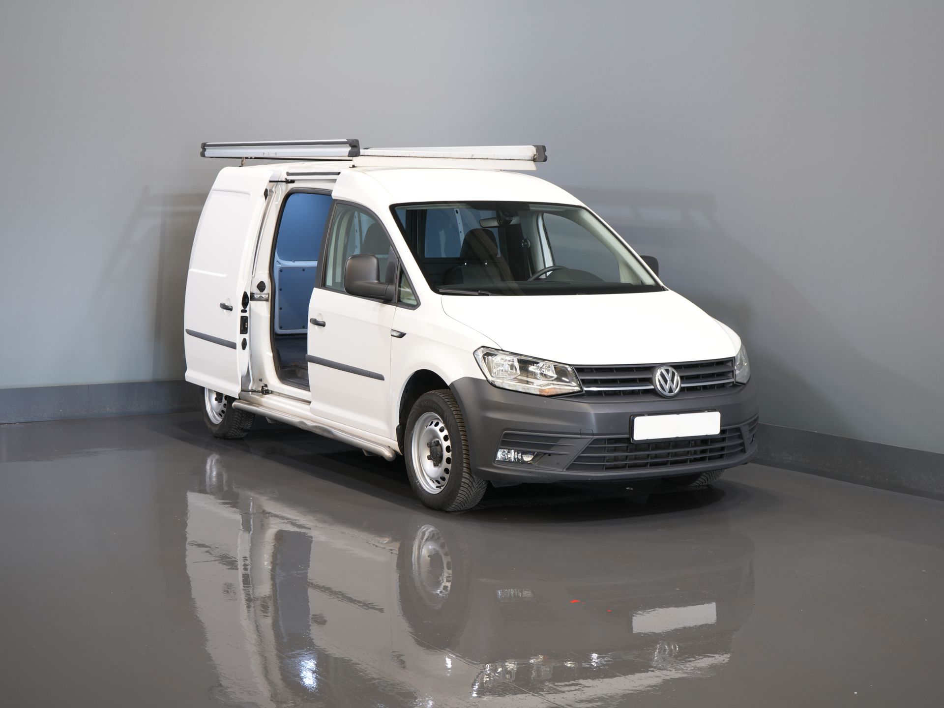 Volkswagen Caddy Van 2.0 TDI 100 к.с. DSG Aut. L2 Maxi BPM БЕЗКОШТОВНО! Багажник на даху / Бокові стійки / Верв.воррут / Carplay / Круїз / Airco