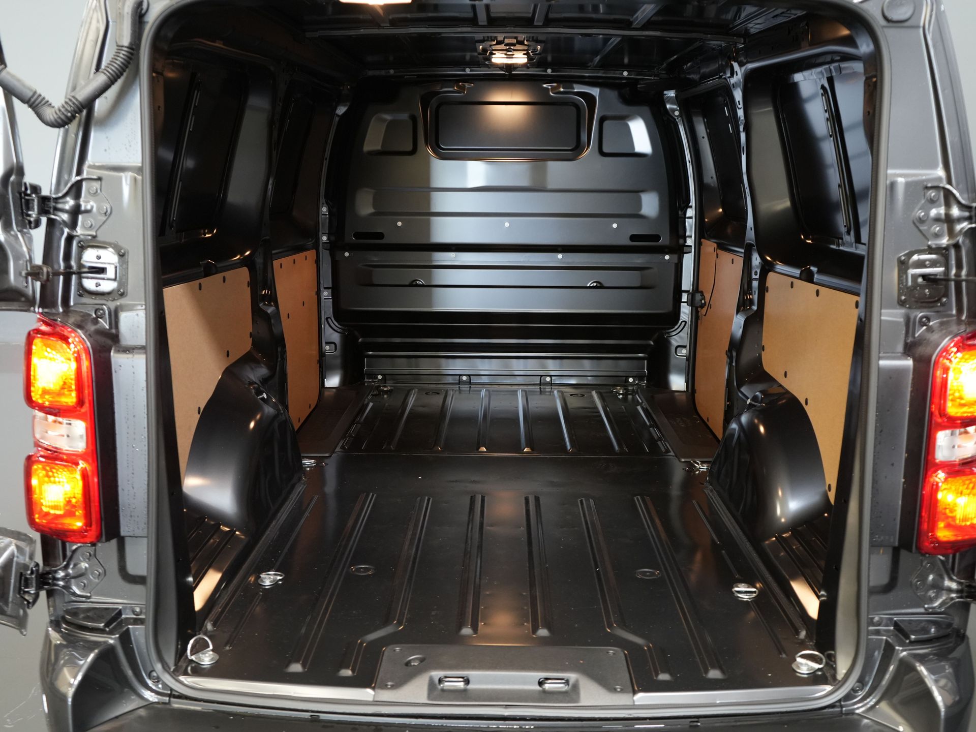 Citroën Jumpy Van 2.0 HDI 180 hp Aut. L3 BPM FREE! Virtuelles Cockpit/ Carplay/ Kamera/ PDC/ Cruise/ Airco
