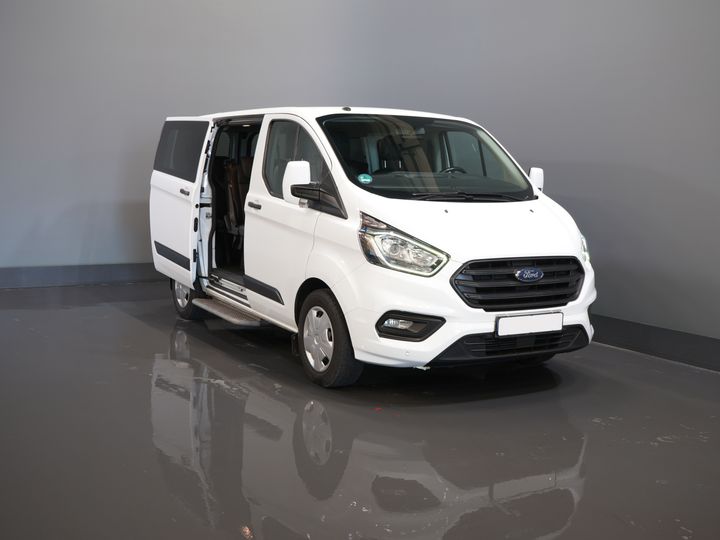 Ford Transit Custom Passenger Tourneo 2.0 TDCI 31.997 € IVA incl./BPM Trend Combi/ Kombi/ 9 Person/ 9 P/ Cruise/ PDC/ Airco