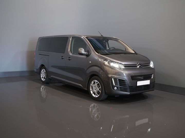 Citroën ë-Jumpy Пасажирський транспорт SpaceTourer 50 кВт-год Авт. L3 220 км WLTP €30 182,- в т.ч. ПДВ Швидкий зарядний пристрій/ 2x зсувні двері/ Ксенон/ Сидіння/ Navi/ Carplay/ Клімат 