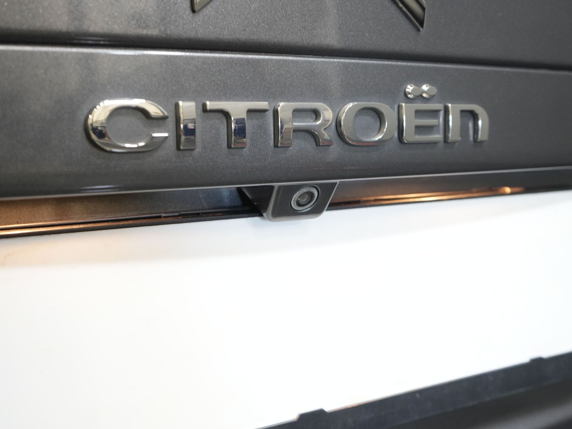 Citroën ë-Jumpy Transport de persoane SpaceTourer 50 kWh Aut. L3 220 km WLTP €30,182,- incl. TVA Încărcător rapid/ 2x Ușă glisantă/ Xenon/ Seatverw./ Navi/ Carplay/ Climă/ 