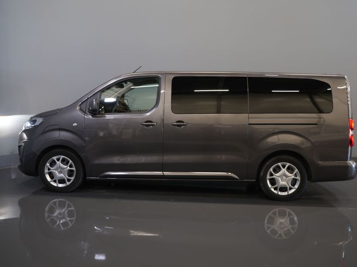 Citroën ë-Jumpy Transport de persoane SpaceTourer 50 kWh Aut. L3 220 km WLTP €30,182,- incl. TVA Încărcător rapid/ 2x Ușă glisantă/ Xenon/ Seatverw./ Navi/ Carplay/ Climă/ 