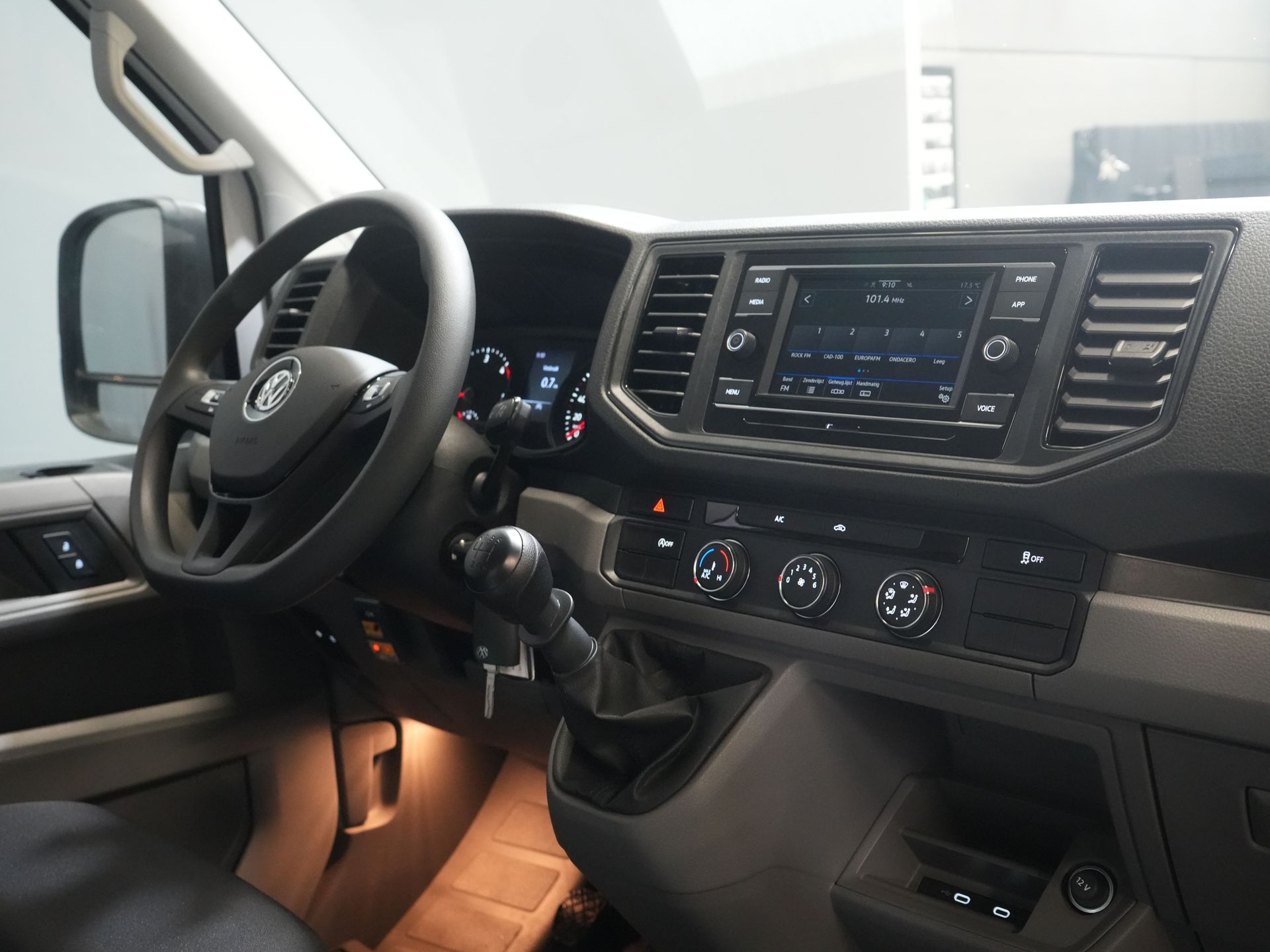 Volkswagen Crafter Corp deschis 50 165 CP Effer 352S Macara/ Macara/ Autokran/ PTO/ Corp deschis/ Aer dublu
