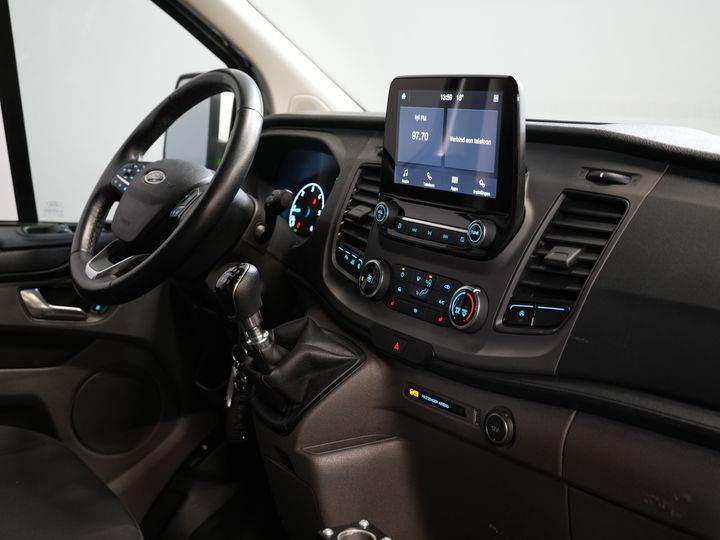 Ford Transit Custom Bestelbus 2.0 TDCI 130 pk L2H2 Trend MHEV BPM VRIJ! Sortimo/ Inrichting/ Standkachel/ Stoelverw./ Omvormer/ Carplay/ Camera/ Cruise/ Trekh