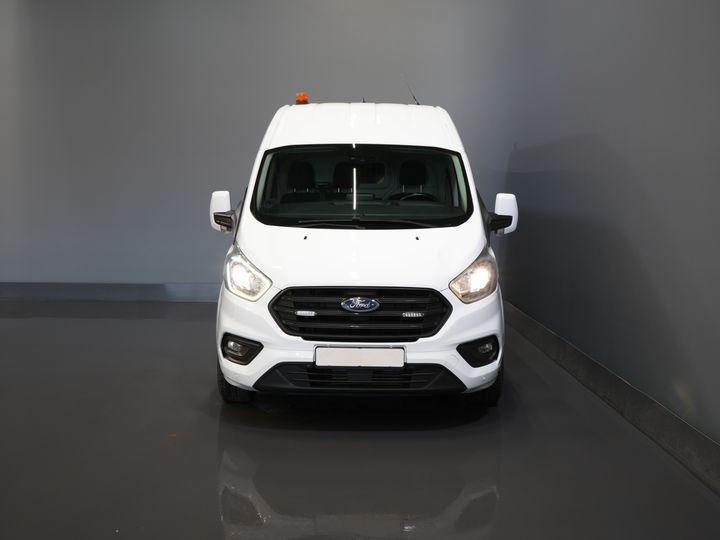 Ford Transit Custom Bestelbus 2.0 TDCI 130 pk L2H2 Trend MHEV BPM VRIJ! Sortimo/ Inrichting/ Standkachel/ Stoelverw./ Omvormer/ Carplay/ Camera/ Cruise/ Trekh