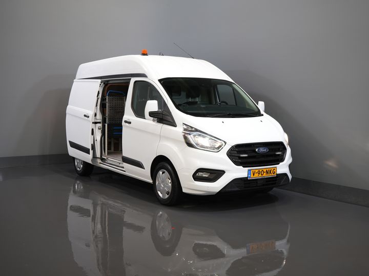 Ford Transit Custom Bestelbus 2.0 TDCI 130 pk L2H2 Trend MHEV BPM VRIJ! Sortimo/ Inrichting/ Standkachel/ Stoelverw./ Omvormer/ Carplay/ Camera/ Cruise/ Trekh