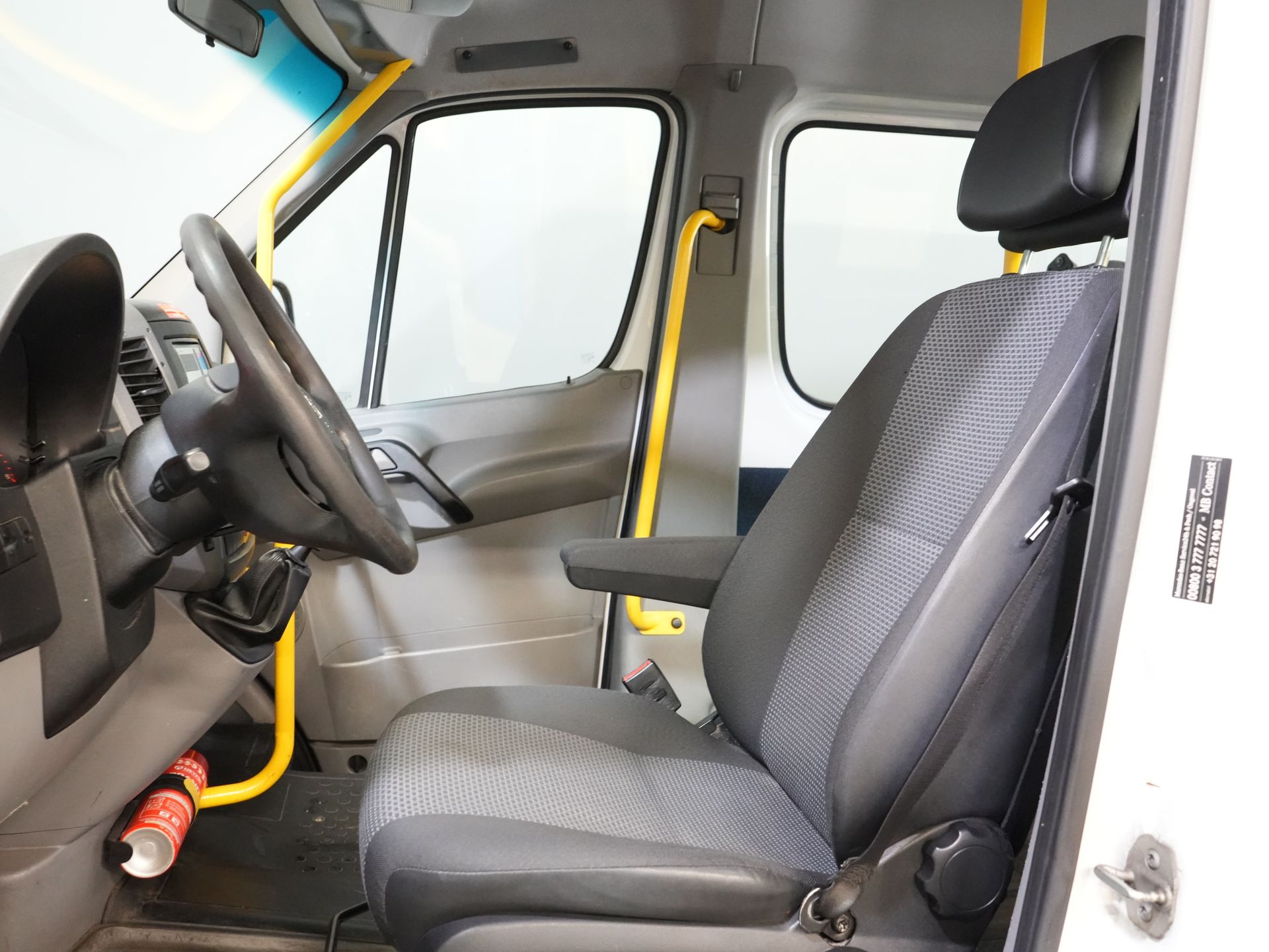 Mercedes-Benz Sprinter Passenger Transport 313 2.2 CDI L2H2 €9,922 Incl. VAT BPM FREE! EXPORT Combi/ 9 persons/ Kombi/ 9P/ Airco/ Wheelchair lift