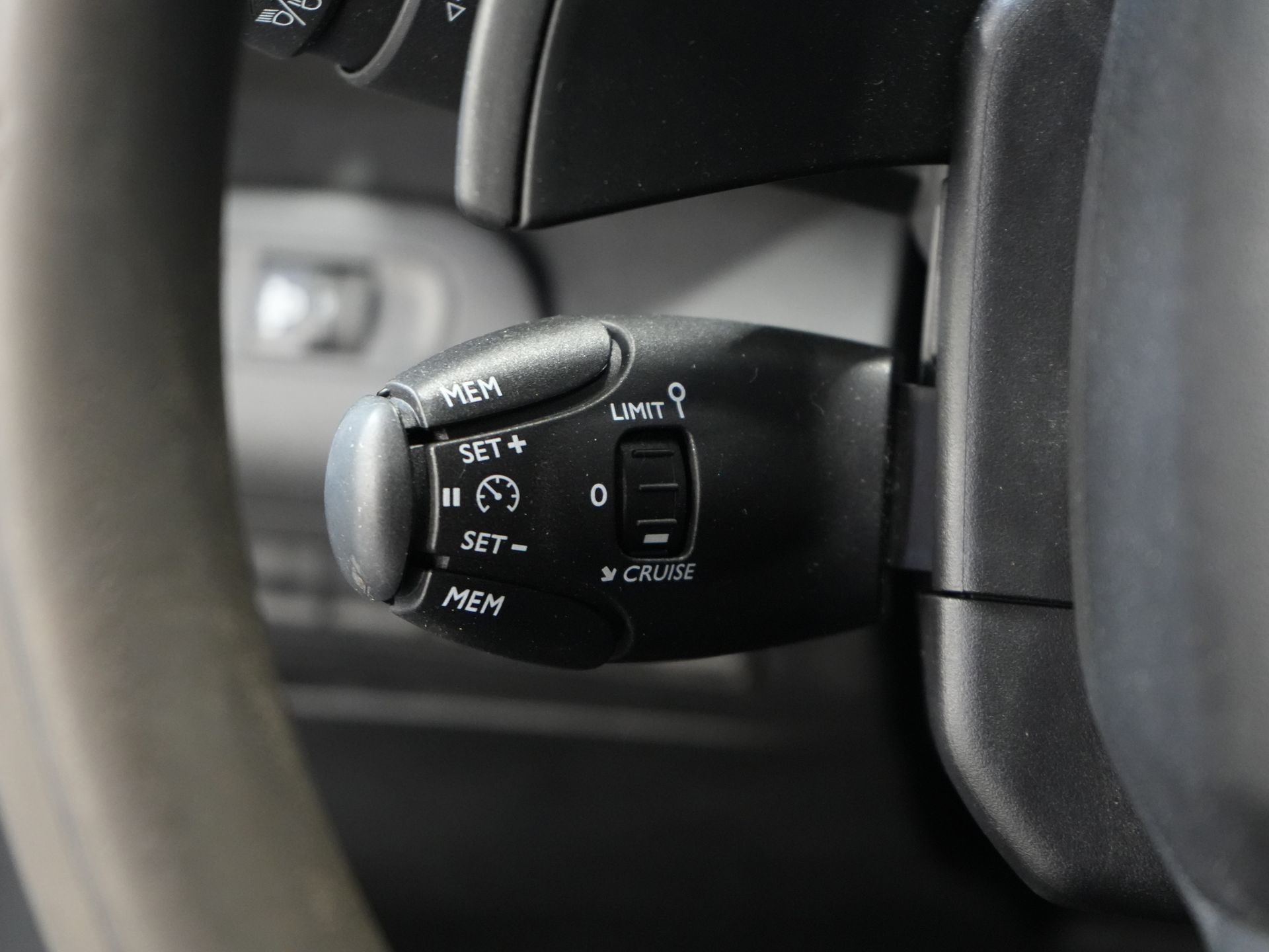 Toyota PROACE CITY Furgoneta 1.2 Turbo 130 cv Gasolina Aut. ¡BPM GRATIS! 3Pers./ Carplay/ Camera/ Cruise/ PDC/ Towbar