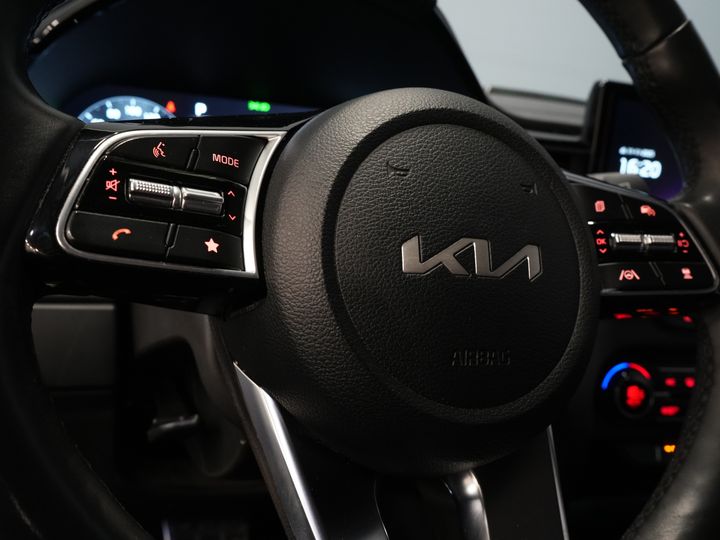 Kia Xceed SUV 1.6 GDi PHEV Dynamic Line Virtual Cockpit/ LED/ Adapt.Cruise/ Navi/ Klima/ Kamera/ PDC/ Elek.Ventil