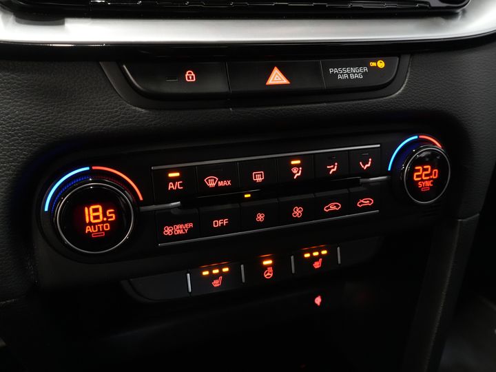 Kia Xceed SUV 1.6 GDi PHEV Dynamic Line Virtual Cockpit/ LED/ Adapt.Cruise/ Navi/ Klima/ Kamera/ PDC/ Elek.Ventil