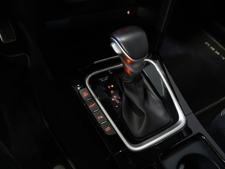 Kia Xceed SUV 1.6 GDi PHEV Dynamic Line Virtual Cockpit/ LED/ Adapt.Cruise/ Navi/ Klima/ Kamera/ PDC/ Elek.Ventil