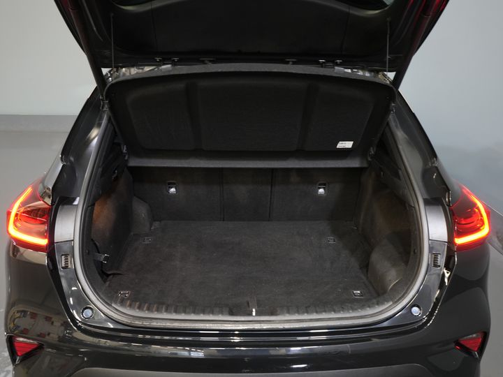 Kia Xceed SUV 1.6 GDi PHEV Dynamic Line Virtual Cockpit/ LED/ Adapt.Cruise/ Navi/ Klima/ Kamera/ PDC/ Elek.Ventil