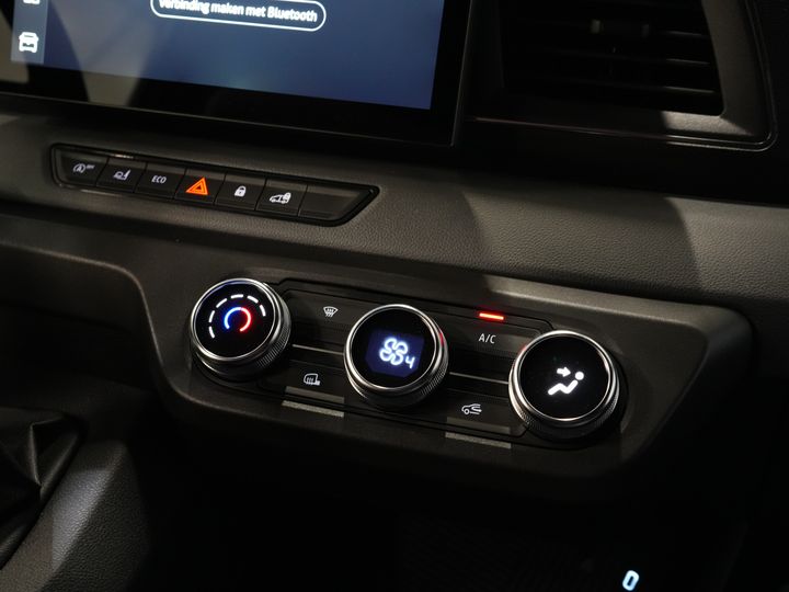 Renault Master Bestelbus 2.0 dCi 130 pk L2H2 LED/ Carplay/ Trekhaak/ Camera/ Cruise/ PDC/ Airco