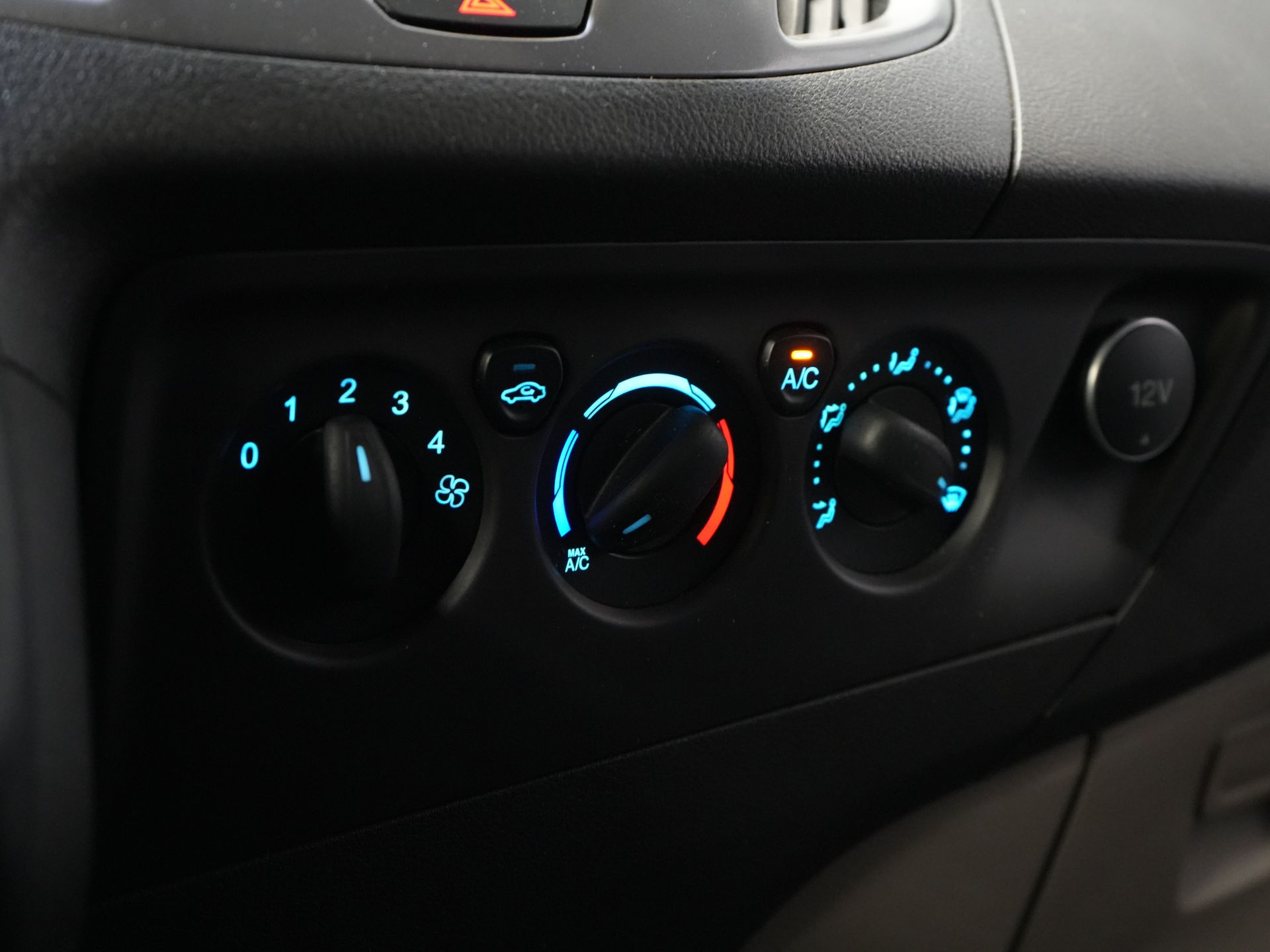 Ford Transit Custom Van 2.2 TDCI Trend Double Cab DC L2 BPM БЕЗКОШТОВНО! NL Автомобіль/ Шкіра/ Підігрів сидінь/ Камера/ PDC/ LMV/ Підніжки