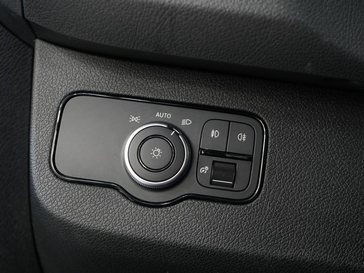 Mercedes-Benz Sprinter Van 317 CDI Aut. L2H2 BPM FREE! LED/ Sedile conducente elettrico/ 270 porte/ Riscaldamento sedili/ Navi/ Telecamera/ Crociera/ Climatizzatore/ DAB/ Barra di traino