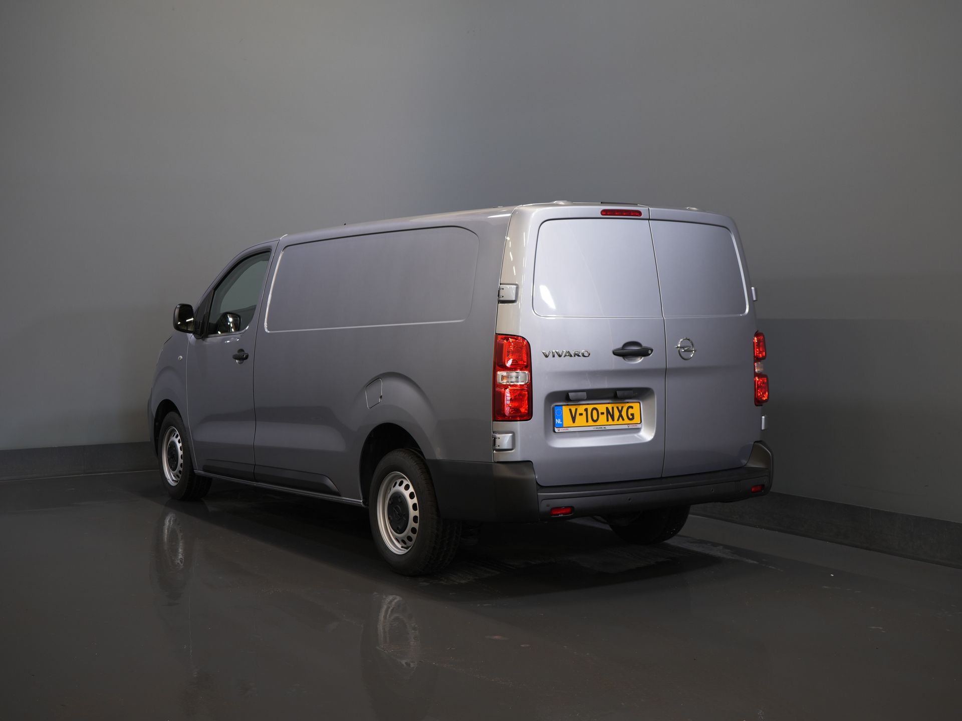 Opel Vivaro Van 2.0 D 145 hp L3 ZGAN 2.5t.Trekverm./ Airco/ Cruise/ PDC/ 3 Persoons