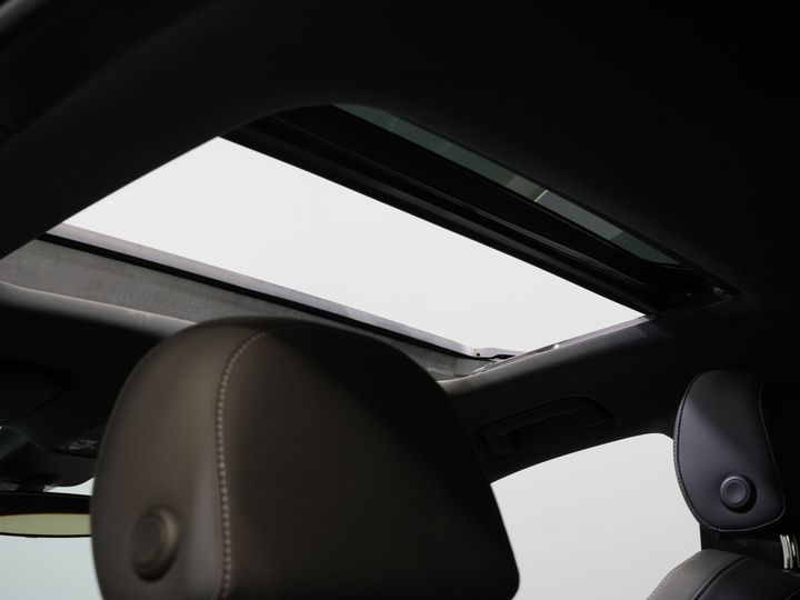 Audi Q3 Sportback SUV 45 TFSI E-Tron 245 pk S-Line Virtual Cockpit/ Pano/ Carplay/ Stoelverw./ PDC/ Trekhaak