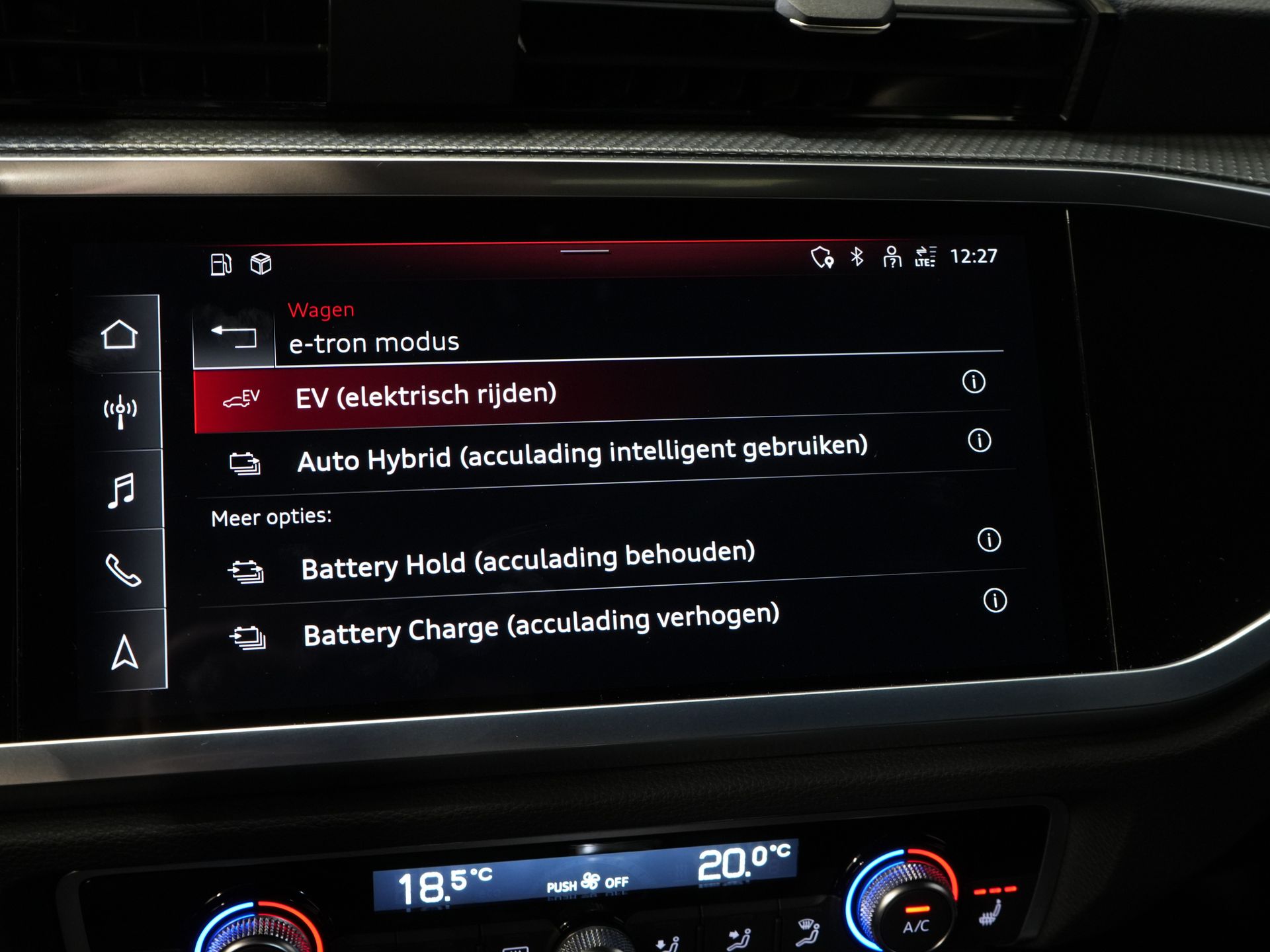 Audi Q3 Sportback SUV 45 TFSI E-Tron 245 pk S-Line Virtual Cockpit/ Pano/ Carplay/ Stoelverw./ PDC/ Trekhaak