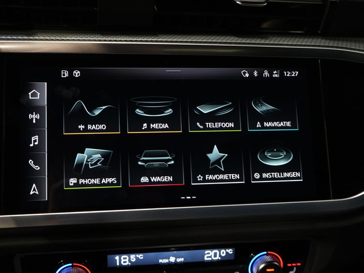 Audi Q3 Sportback SUV 45 TFSI E-Tron 245 pk S-Line Virtual Cockpit/ Pano/ Carplay/ Stoelverw./ PDC/ Trekhaak