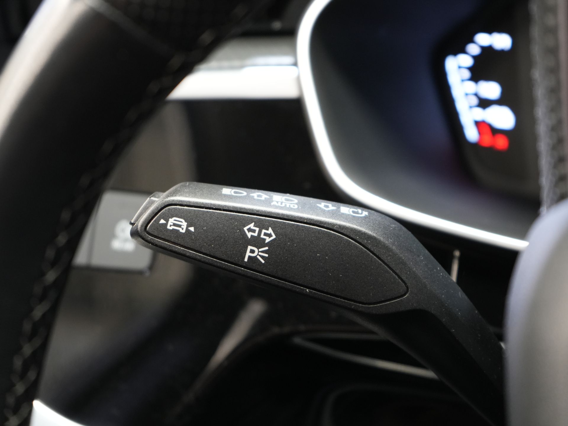 Audi Q3 Sportback SUV 45 TFSI E-Tron 245 pk S-Line Virtual Cockpit/ Pano/ Carplay/ Stoelverw./ PDC/ Trekhaak